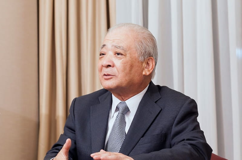 理事長の森山紀之氏のポートレート